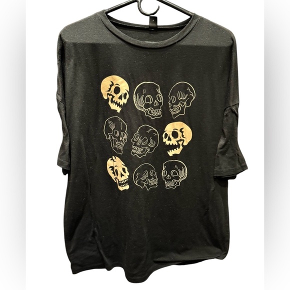 SHEIN Other - Black T-Shirt with Skull Print unisex LARGE